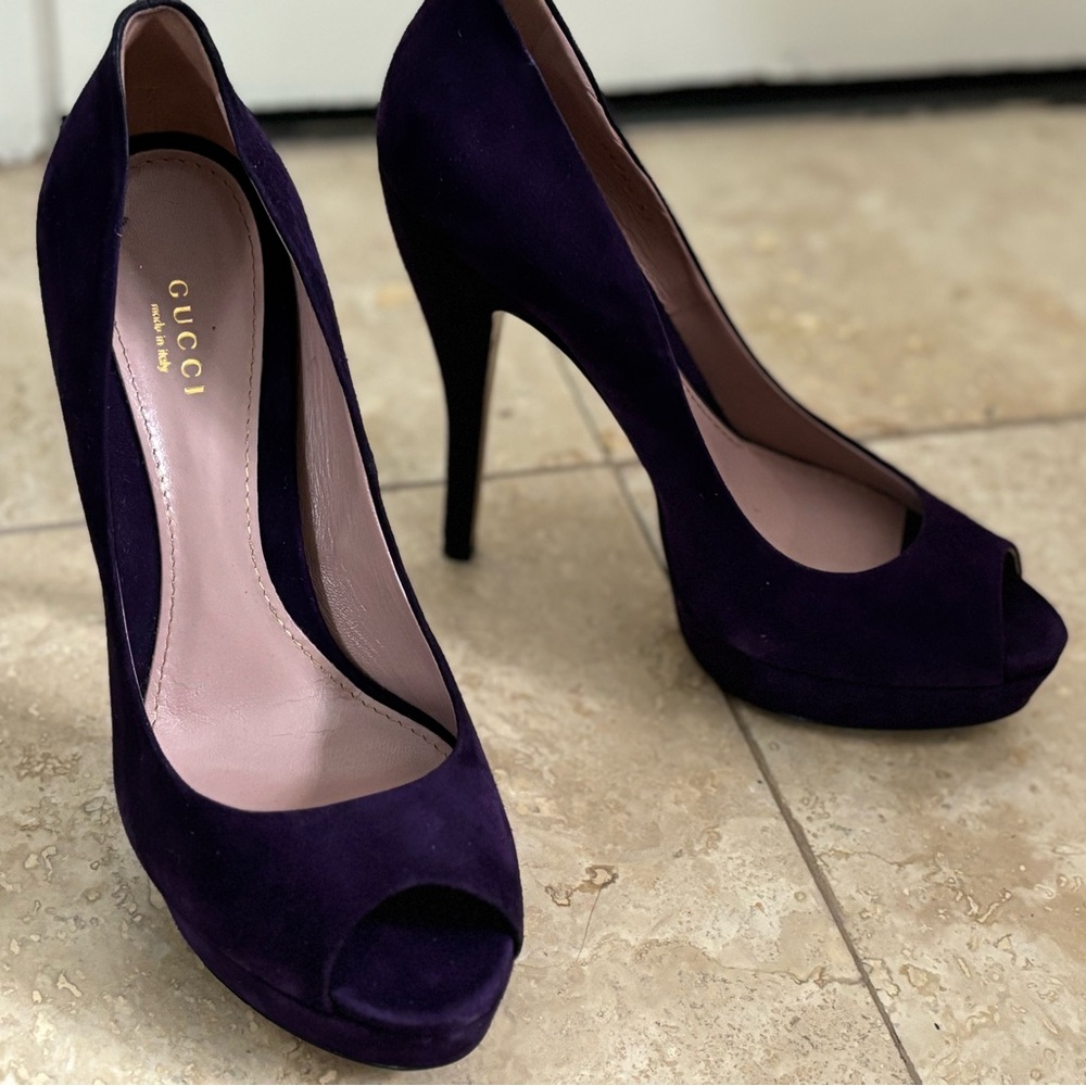 Gucci Plum Suede Leather Peep Toe Platform Heels